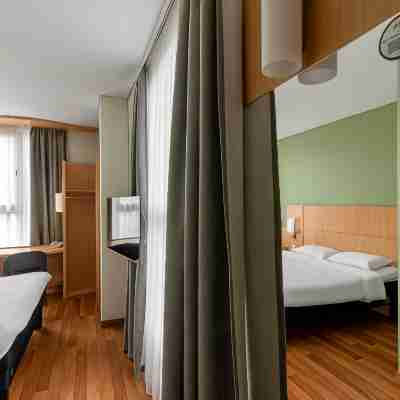 Ibis Kaunas Centre Rooms
