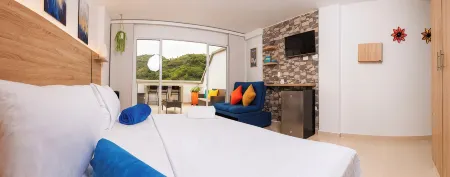 Charming studio in San Gil. Swimming pool, sauna, turco, terrace and free WiFi