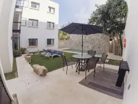 Viento Suites Cancún Hotels near Call Center