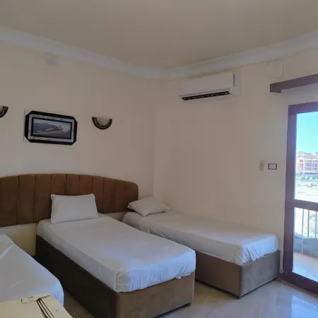 Eiffel Hotel Hurghada