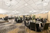 Best Western Plus NorWester Hotel  Conference Centre - breakfast