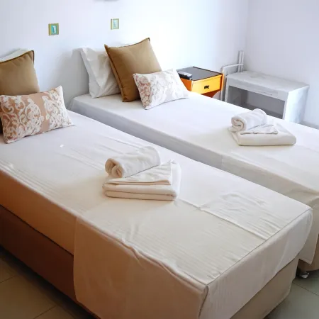 Elena Studios & Apartments