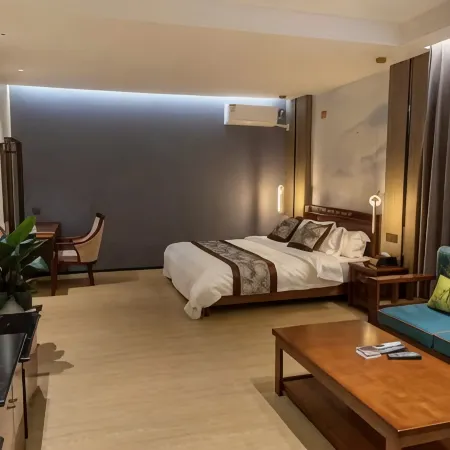 Huili Jinye Hotel