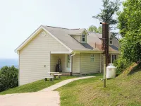 "Mountain Escape" - Majestic Mountain Sunrises Near Blue Ridge Parkway & I-77 - Homestays