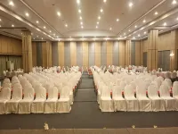 Nattirat Grand Hotel