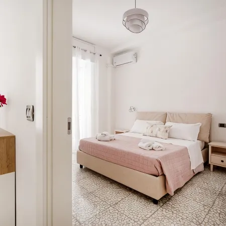 AuGuStea - Studio Home