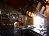 Manzano Resort - bar