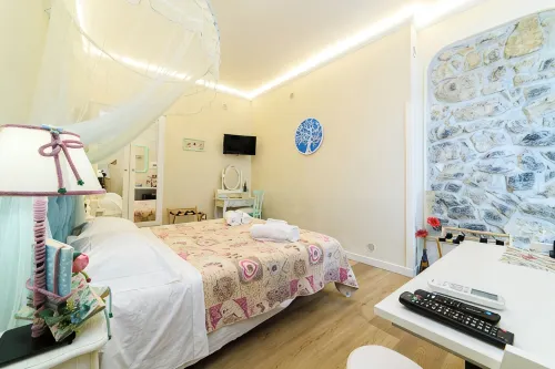 Amalfi - Stunning double room with sea view - Condos
