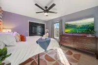 6BR Play Heaven! Movie Theater, Golf, Hot Tub