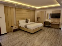 Hammer Luxury Guesthouse Hotels near Yeka