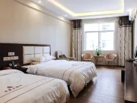 Huating Hotel Hotels in Mojiang