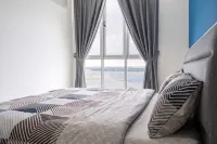 Perfect Seaview Sunset- 3BR @ Meridin Bayvue