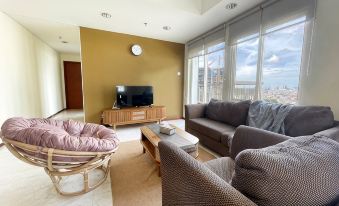 ARRAM 01 | Royal Mediterania next to Central Park