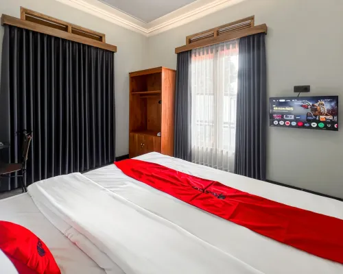 RedDoorz Syariah @ Tigadua Wonosobo Hoteles en Wonosobo