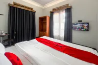 RedDoorz Syariah @ Tigadua Wonosobo - 2-Sterne