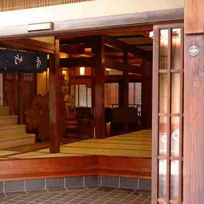 Ryokan Tanabe Hotel Exterior
