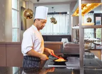 Hilton Garden Inn London Heathrow Airport - breakfast