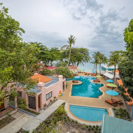 Baan Samui Resort Отели рядом с достопримечательностью «Пляж Чавенг»