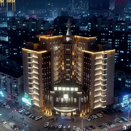 Lingyuan International Hotel