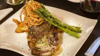 DoubleTree by Hilton Newark-Fremont