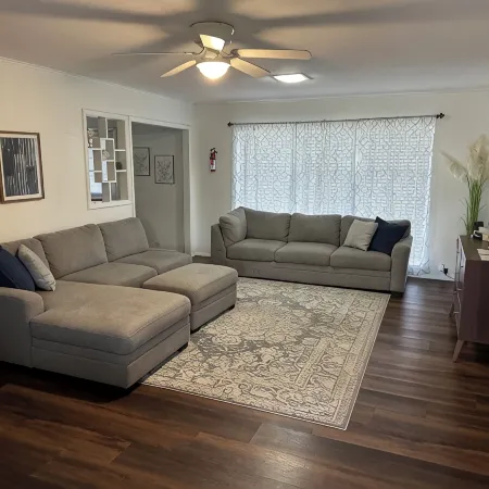 Nice 3 Bedroom, 1.5 bathroom Chickasaw House