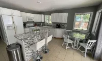3bd, 3bath - Homestays