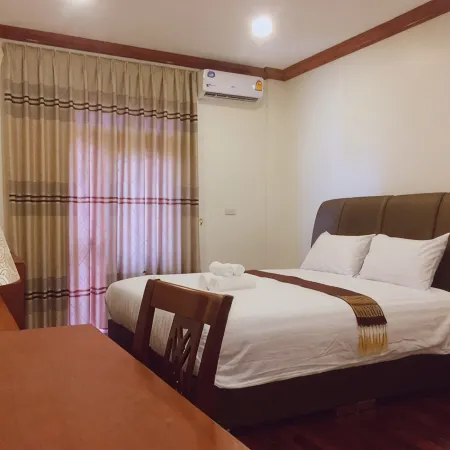 Nakhone champa Hotel