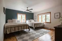 Hemlock Haven,Hot-tub,Private,30 min to Penn State - Alphydda