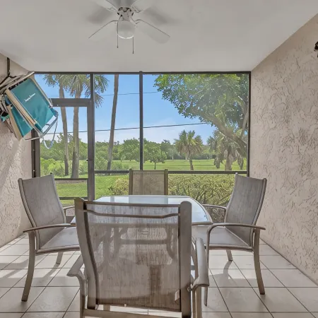 Relax by the sea! Jupiter 1-bedroom condo near Jupiter Beach
