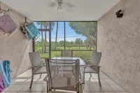 Relax by the sea! Jupiter 1-bedroom condo near Jupiter Beach