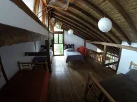 La Casa De Curia Beautiful Ocean View House - Homestays