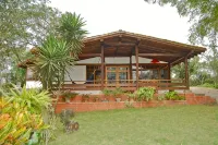 La Casa De Curia Beautiful Ocean View House - Homestays