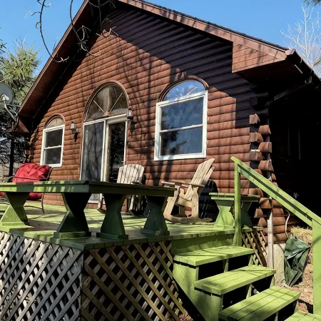 Charming cabin in phenomenal Seal Cove ME