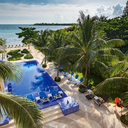 13BR Luxury Beachfront Villa w/ Chef, Pool, Staff - Weddings/Family Reunions