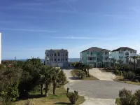 2nd Row Easy Beach Access 1/2 Block Ocean View + EV Charger