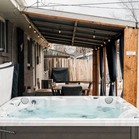 Cozy 4-Bedroom National Park Themed House with Gym + Hot Tub in Arvada