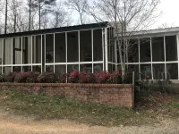 Lake Access House. - 3-Star