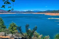 Peaceful Cottage Retreat - 1 mile from Lake Shasta - 4-Star