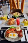 Pearl Sunset Resort - Parkplatz