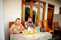 Amado Homestay (Family room) - sarapan