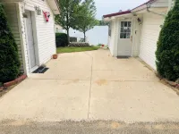 Stone Lake Cottage Middlebury in Boat Fish Getaway - Parkplatz