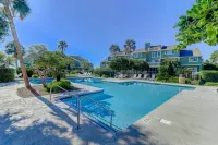 11B Mariners Walk by Avantstay Direct Beach Access! Amazing Views Communal Pool - Country Houses