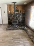 Large 2Br Retro Cabin!