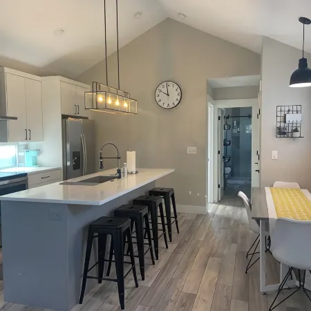 Modern, pet-friendly stay centrally located, minutes to everything in Bend!