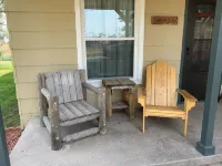 Rustic Farmhouse Retreat Hotels in Red Willow County