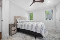 Newly renovated 1950's leelanau trail side cottage - 4 stelle