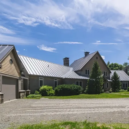 Green Mountain Manor - Ski and Summer Chalet