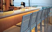 โรงแรมบิซ บาตัม - ที่มีบาร์