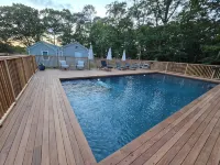 2 Bedroom Hamptons Waterfront Cottage Rental - 수영장