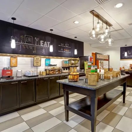 Hampton Inn Cortland